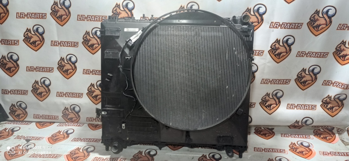 LR137975 Касета радіаторів 5.0 ie RANGE ROVER (L405) 2013-Б/У